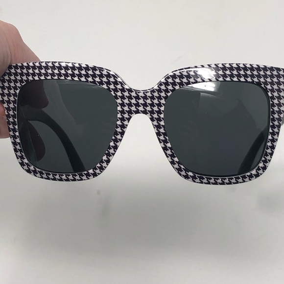1 LEFT! Dolce & Gabbana Houndstooth Sunglasses NWT - Picture 4 of 6